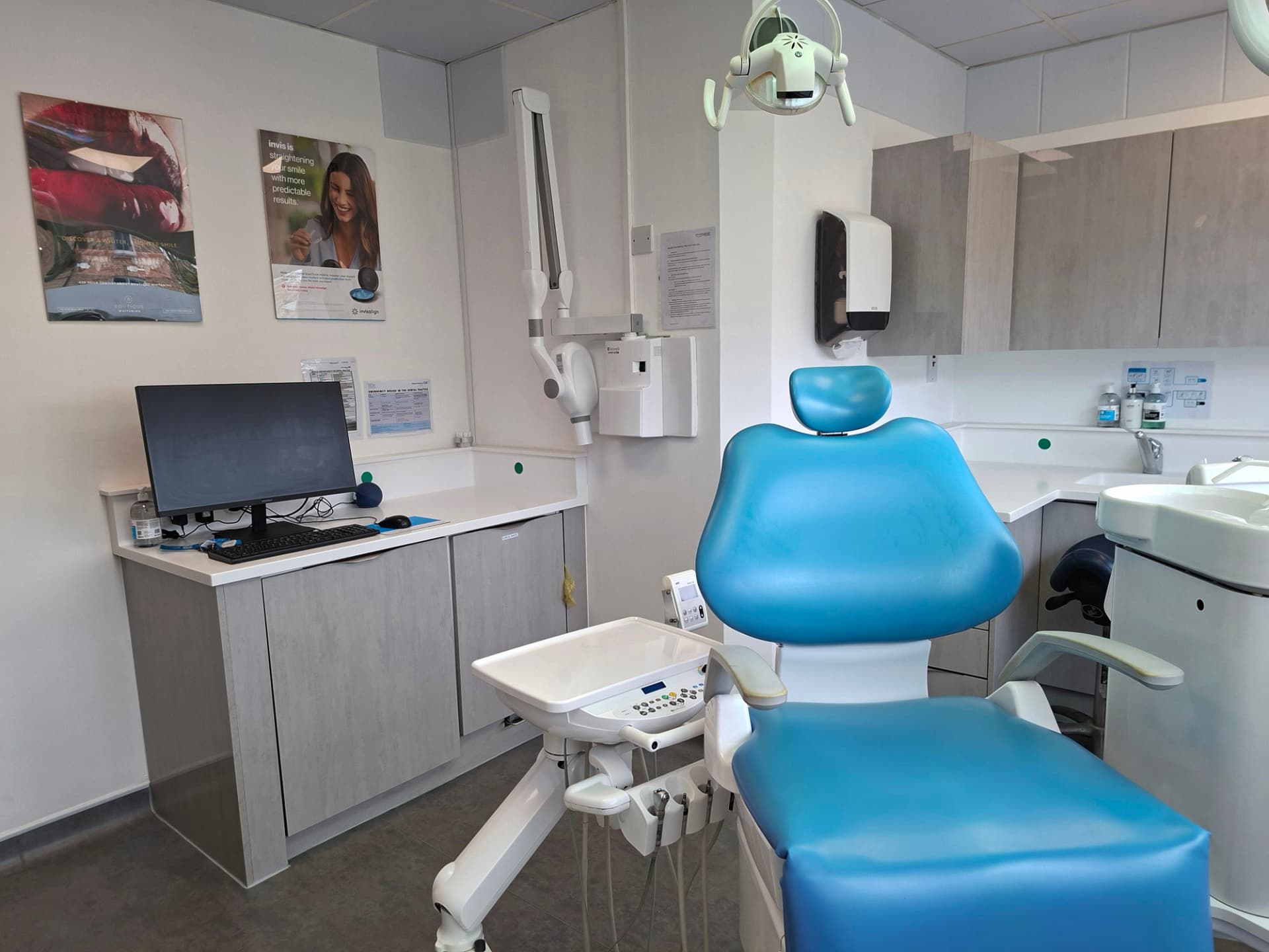 The modern, bright treatment room at Brampton Dental Practice